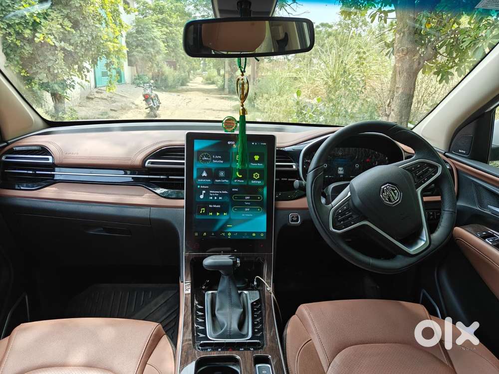 Mg Hector Plus Petrol 2025