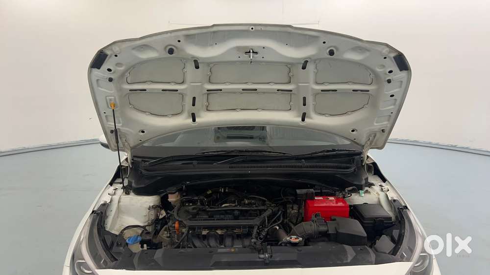 Hyundai New I20 1.2 Asta (o) Mt, 2021, Petrol