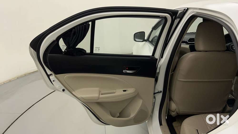 Maruti Suzuki Dzire Vxi Ags, 2023, Petrol