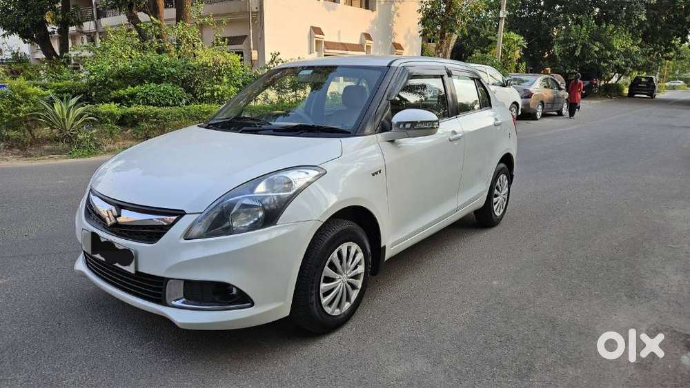 Maruti Suzuki Swift Dzire Vxi Optional, 2015, Petrol