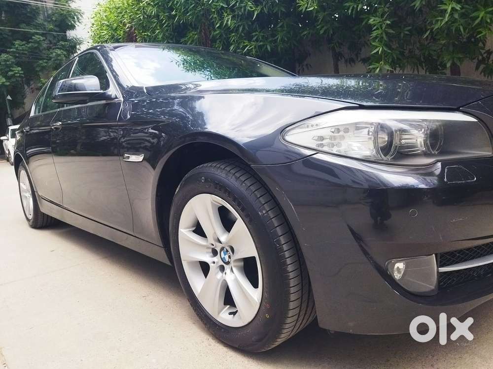 Bmw 5 Series 523i Sedan, 2010, Petrol