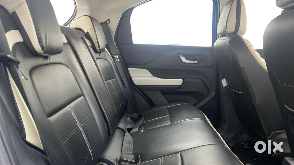 Tata Punch Creative Amt, 2022, Petrol