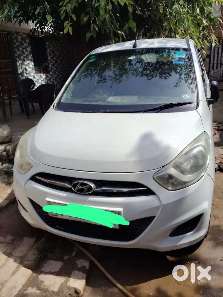 Hyundai I10 Sportz Petrol 2011