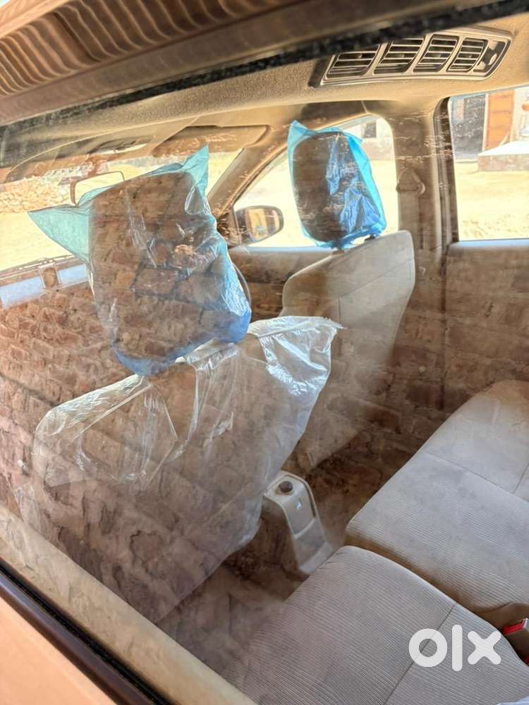 Maruti Suzuki Ertiga 1 Petrol 14000 Km Driven