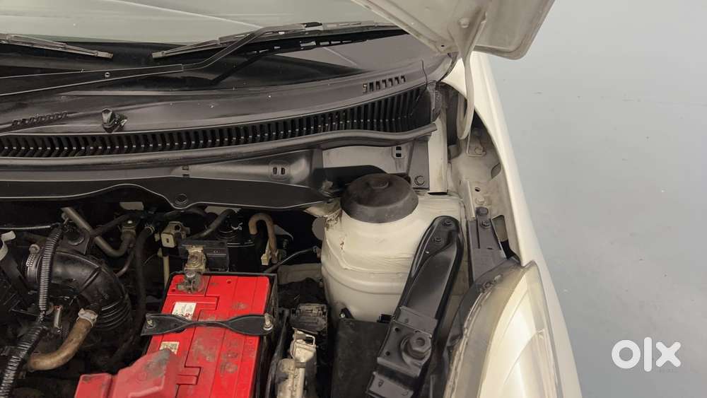 Maruti Suzuki Swift Vvt Vxi, 2016, Petrol