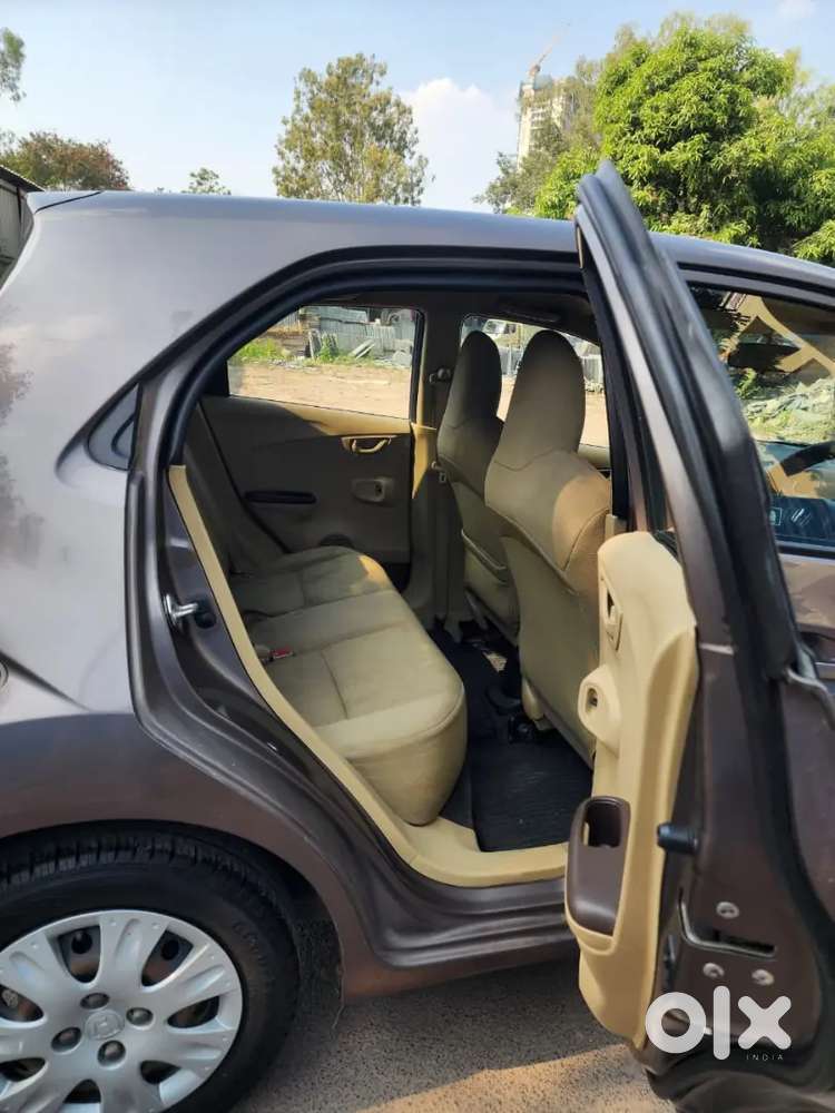 Honda Brio 2013 Petrol Well Maintained