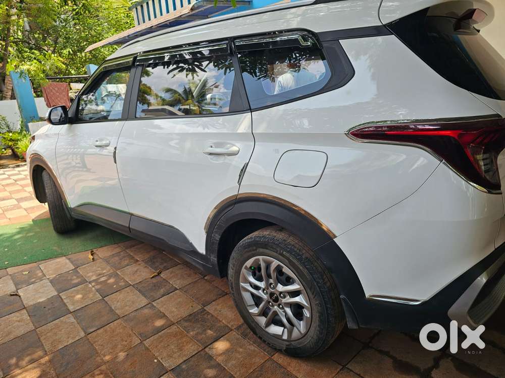 Kia Carens 1.4 Prestige 7 Str, 2022, Petrol