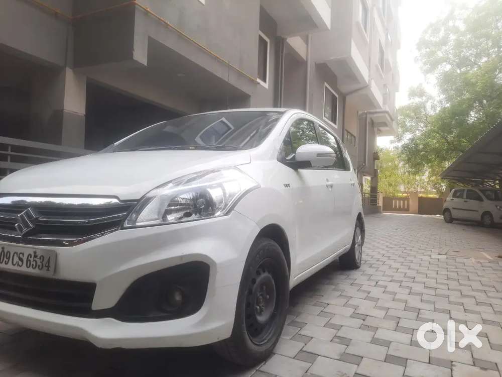 White Ertiga Petrol
