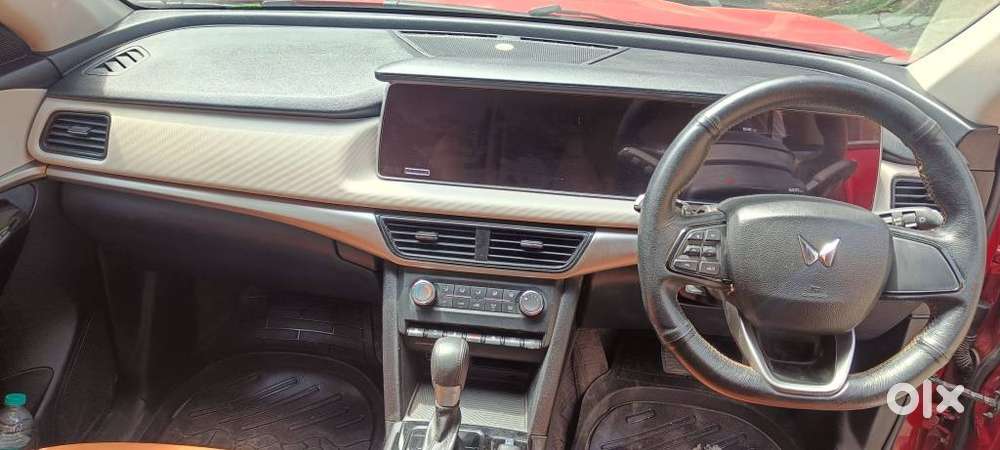 Mahindra Xuv700 2.2 Ax 5 Diesel At 7 Str, 2023, Diesel