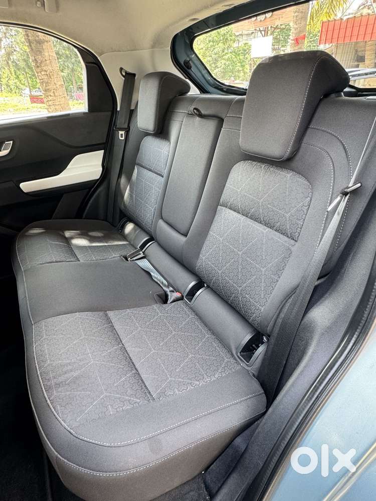 Tata Punch Creative Amt, 2022, Petrol