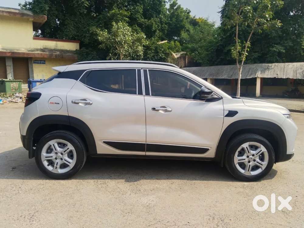 Renault Kiger Rxe, 2023, Petrol