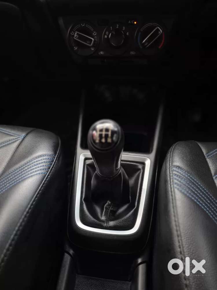 Maruti Suzuki Swift Vxi, 2021, Petrol