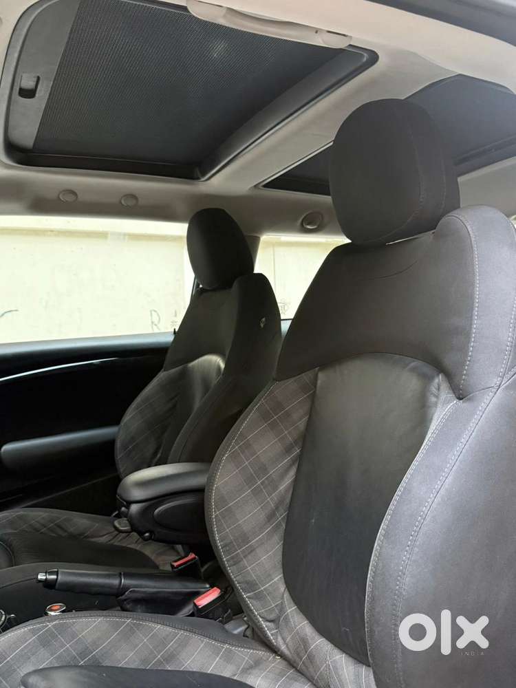 Mini Cooper 3 Door John Works, 2015, Petrol