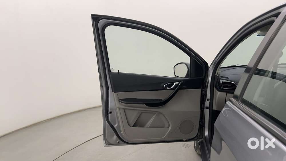 Tata Tiago 1.2 Revotron Xz Plus, 2018, Petrol