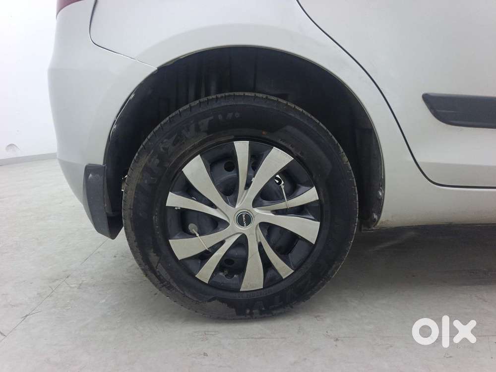 Maruti Suzuki Swift Vvt Vxi, 2014, Petrol