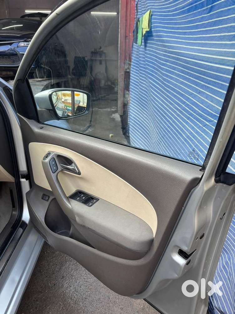 Volkswagen Petrol Manual 2012