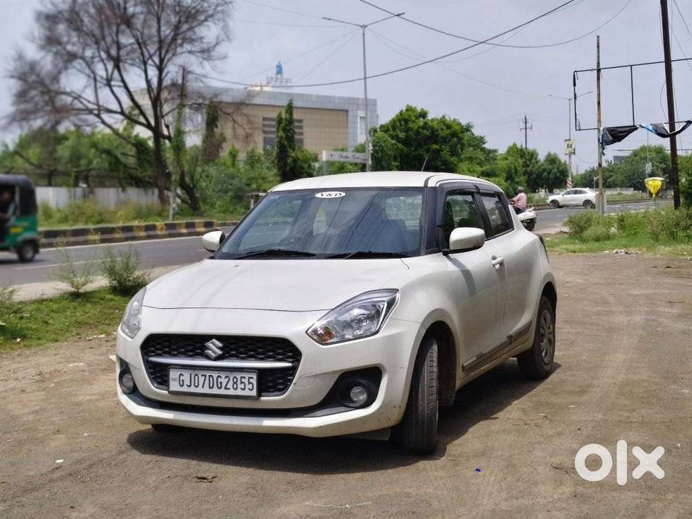 Maruti Suzuki Swift Vxi + Manual, 2024, Petrol