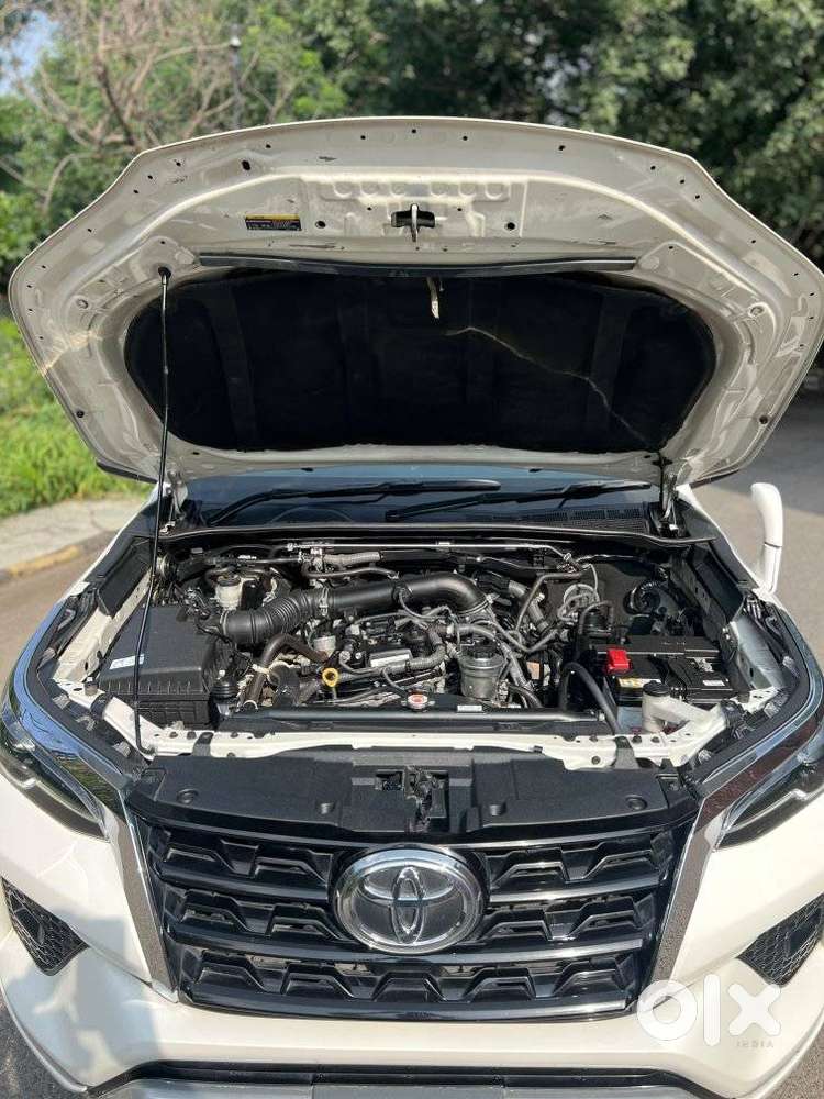 Toyota Fortuner 4x2 At 2.7 Petrol, 2024, Petrol
