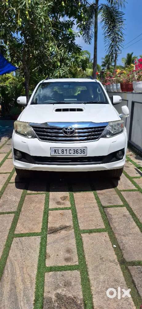 2013/11,toyota Fortuner 3-0 D4-d Automatic,5speed, Km:91400,