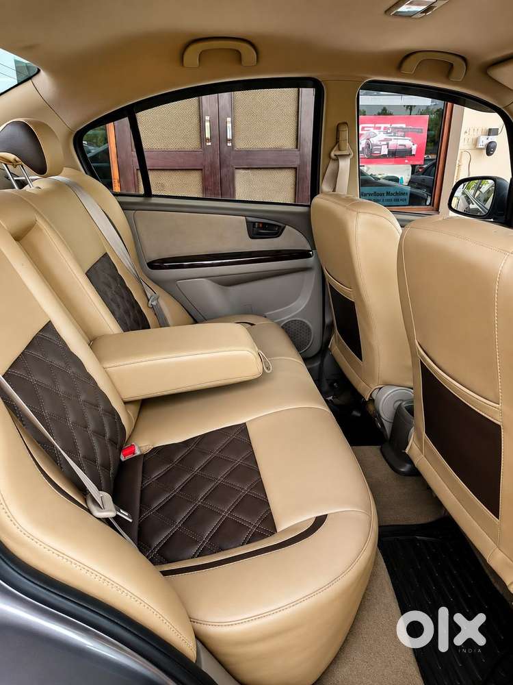 Maruti Suzuki Sx4 Vxi Bsiv, 2012, Petrol