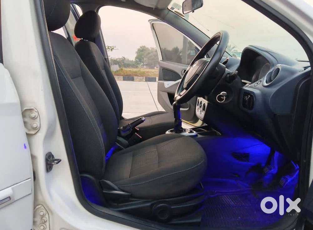 Ford Figo Titanium 2014