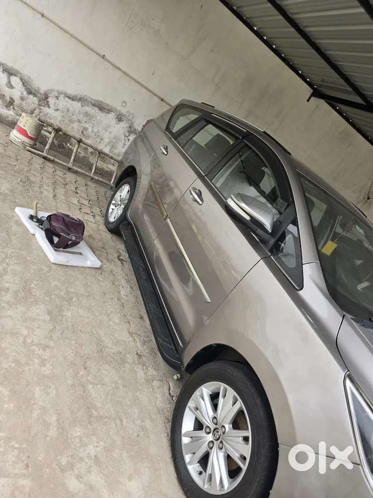 Toyota Innova Crysta 2016