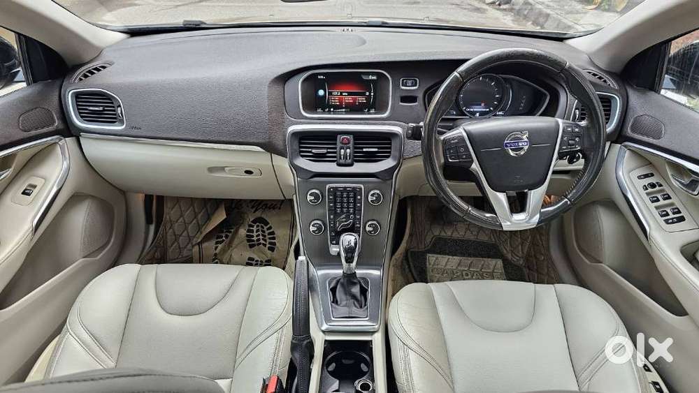 Volvo V40 Cross Country D3, 2016, Diesel