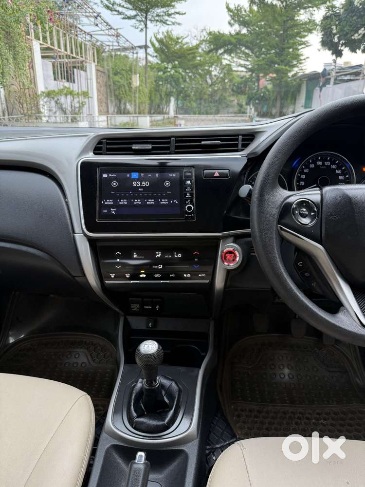 Honda City I-vtec V, 2017, Petrol
