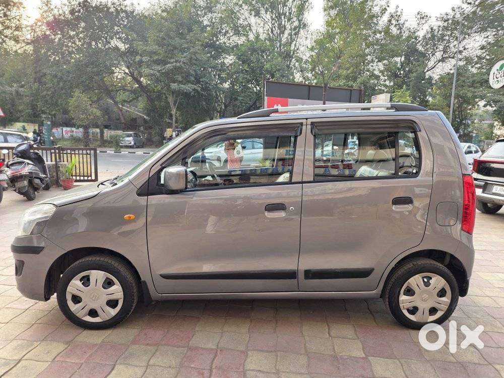 Maruti Suzuki Wagon R Amt Vxi, 2016, Petrol