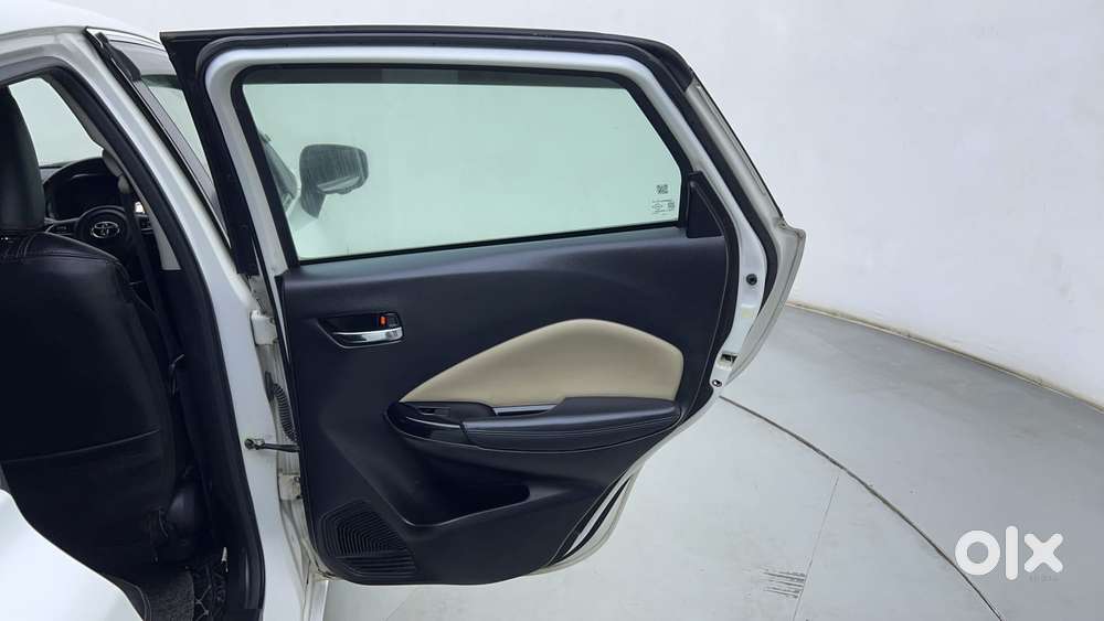 Toyota Glanza 1.2 V Amt, 2022, Petrol