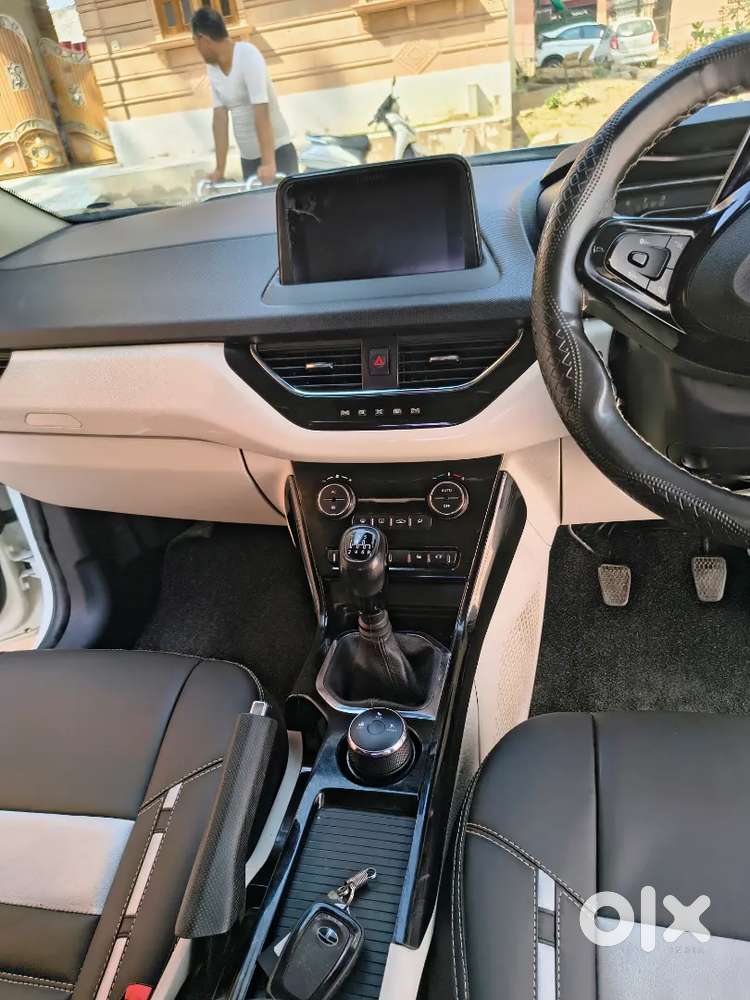 Tata Nexon 1.2 Revotron 2023 Model Premium