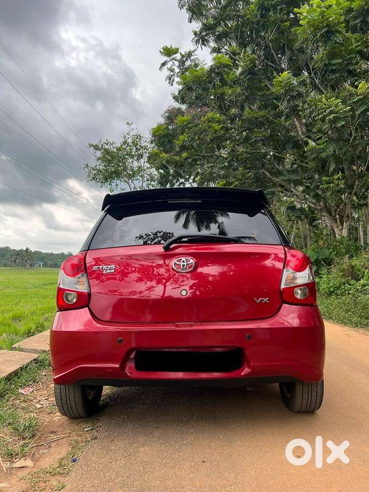 Toyota Etios Liva 2017 Petrol Well Maintained