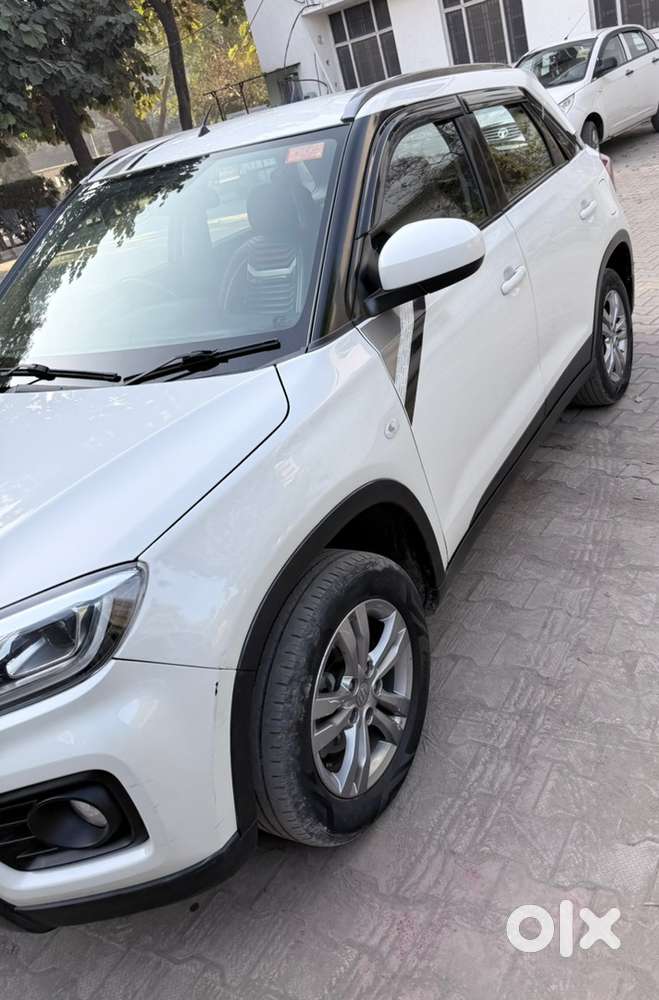 Maruti Suzuki Brezza 2017 Diesel Well Maintained