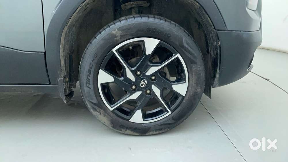 Tata Punch 1.2 Revotron Creative Dual Tone, 2022, Petrol