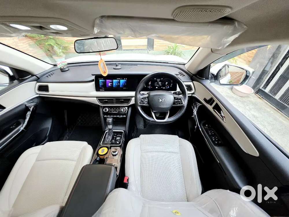 Mahindra Xuv 700 Ax7 L