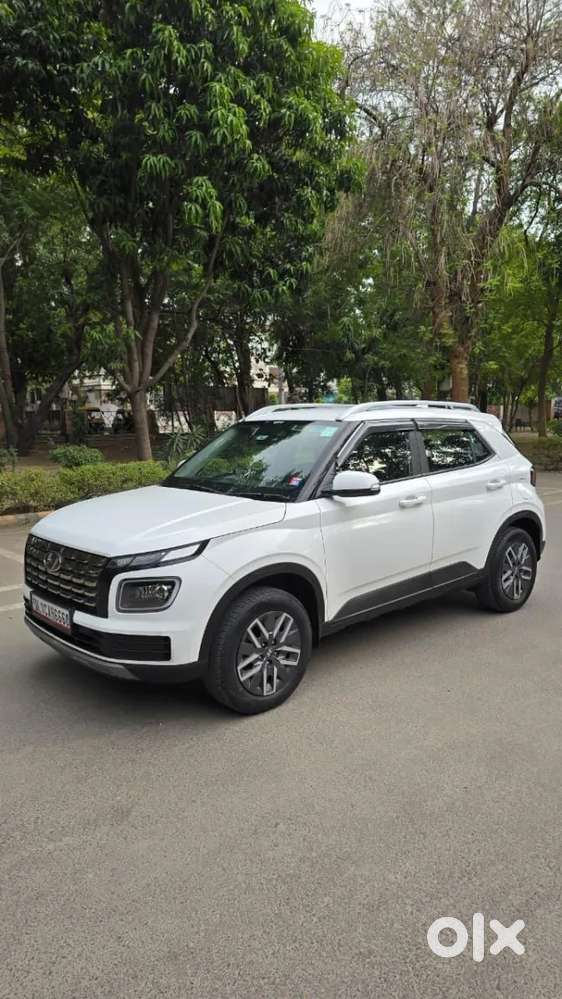 Hyundai Venue 1.0 S (o) Turbo Imt, 2023, Petrol