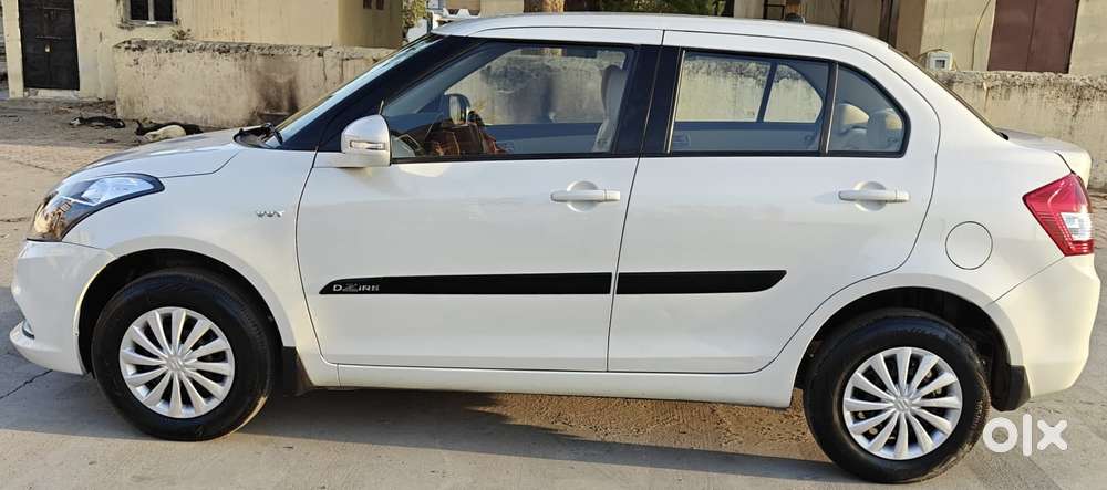 Maruti Suzuki Swift Dzire Vxi Optional, 2016, Petrol