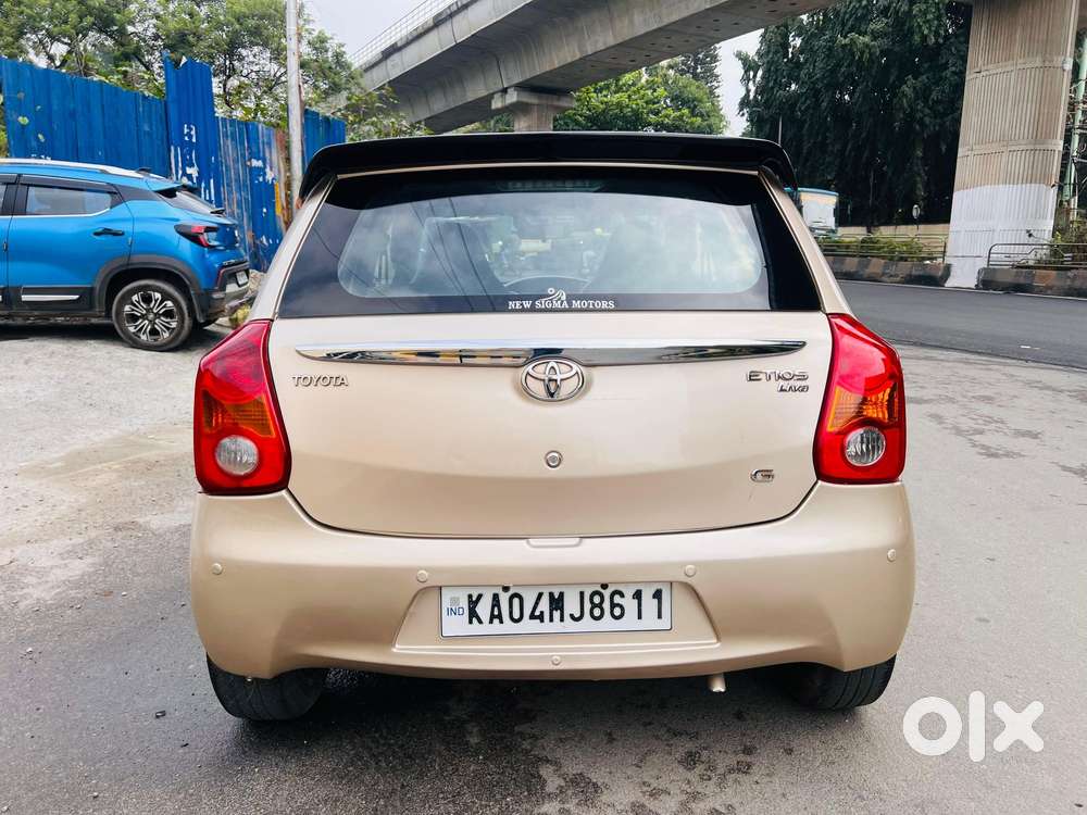 Toyota Etios Liva 1.2 GX, 2011, Petrol
