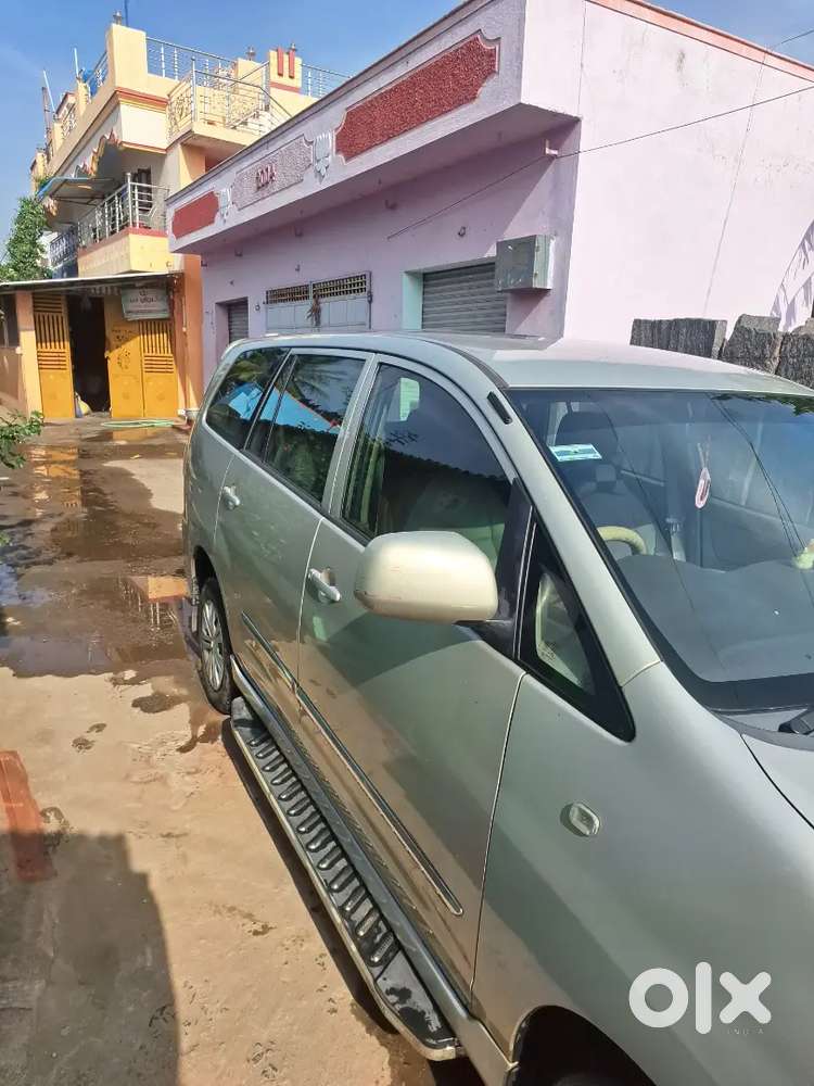 Toyota Innova 2013 Diesel Well Maintained