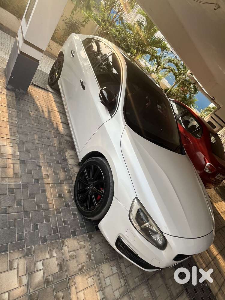 Volvo S60 D5 Inscription, 2016, Diesel