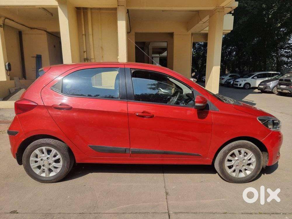 Tata Tiago 1.2 Revotron Xza, 2018, Petrol