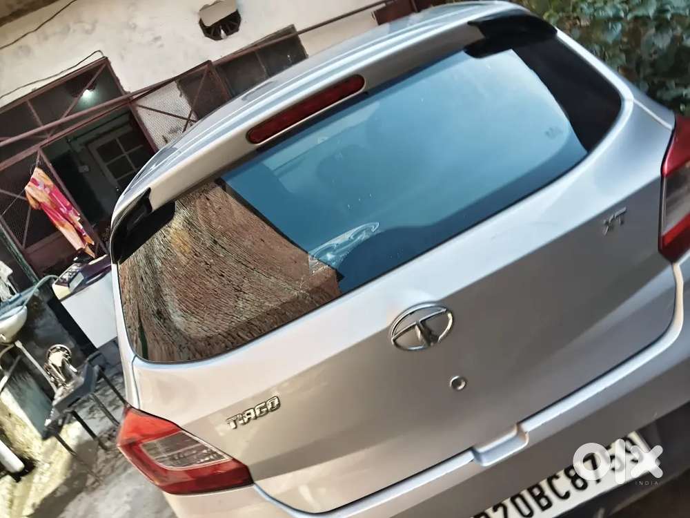 Tata Tiago Petrol 2018