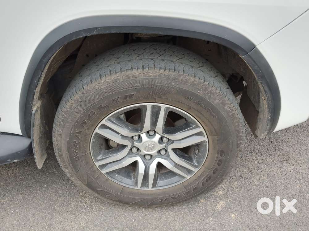 Toyota Fortuner 4x2 At 2.8 Diesel, 2023, Diesel