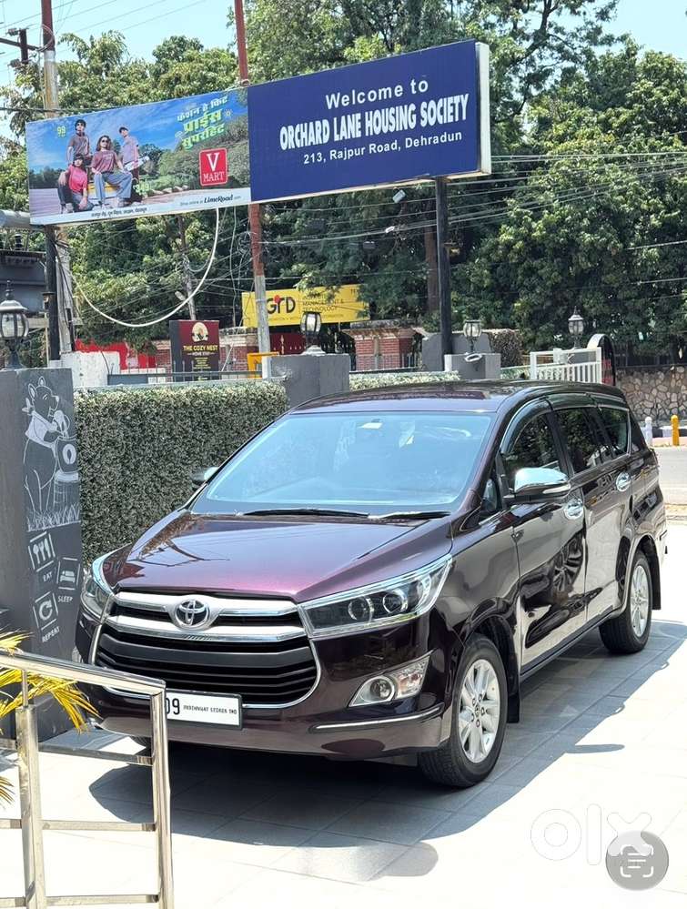 Toyota Innova Crysta 2017