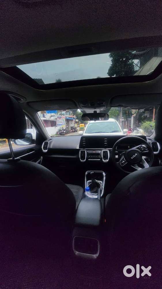 Kia Sonet 2024model Singil Owner Best Condition