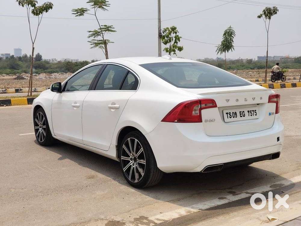 Volvo S60 D5 Inscription, 2015, Diesel