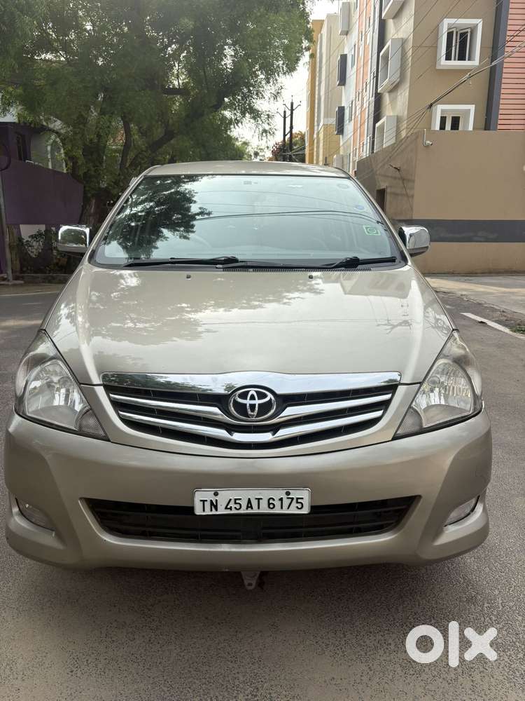 Toyota Innova 2.5 V 7 Str, 2011, Diesel