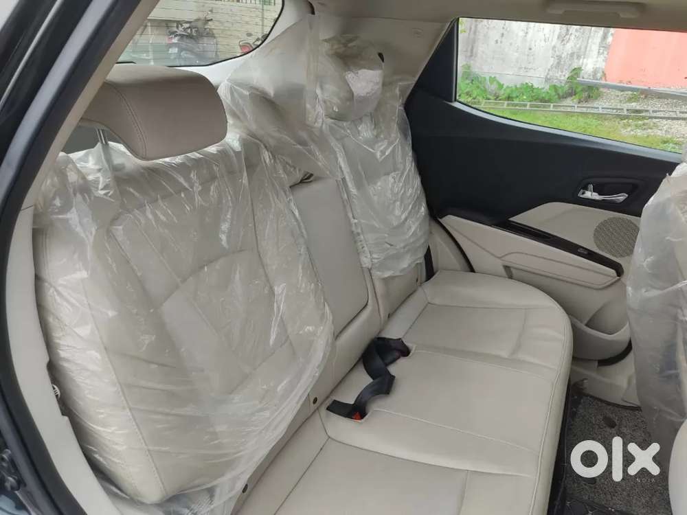 Mahindra Xuv300 W8 Option, 2022, Petrol