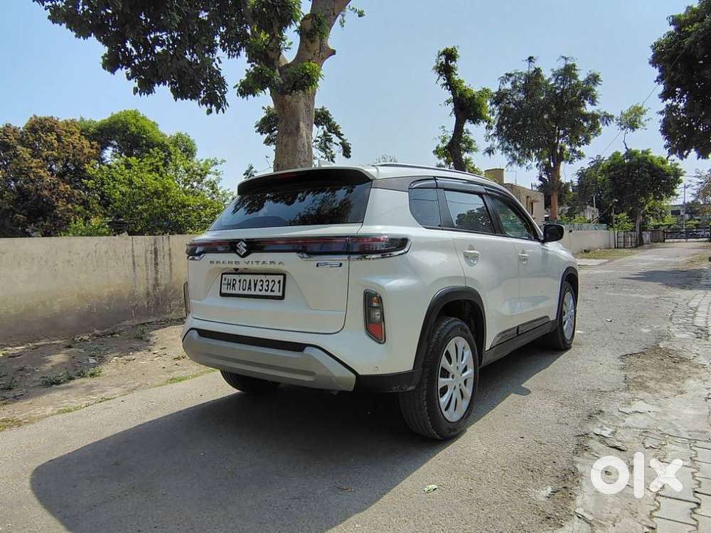 Maruti Suzuki Grand Vitara 1.5 Sigma Smart Hybrid, 2025, Petrol