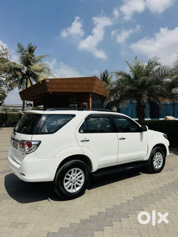 Toyota Fortuner 3.0 4x2 Mt, 2014, Diesel